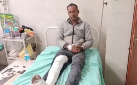 गोविंदगढ़ में दो बाइक की टक्कर:एक व्यक्ति के पैर में आया फ्रैक्चर, रेफर किया