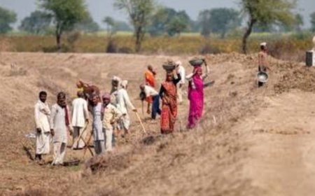 मनरेगा का ‘जी-राम-जीकरण’: कमियों को यथास्थिति छोड़ नियमों को कमज़ोर करने की कवायद