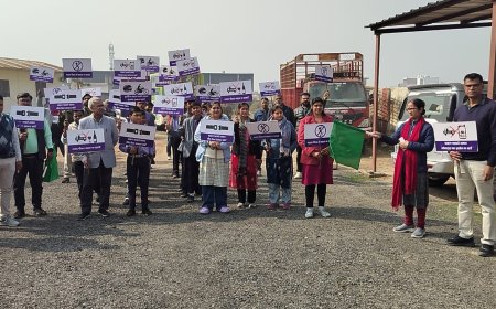 सड़क सुरक्षा पैदल रैली का हुआ आयोजन