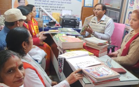 भारतीय शिक्षा बोर्ड की  वैदिक शिक्षा लागू करने हेतु  महिला पंडिताई योग समिति द्वारा विद्यालयों में किया संपर्क