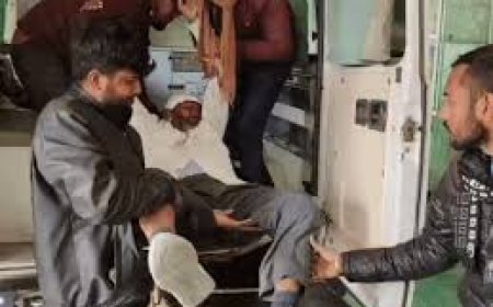 गिल्ली-डंडे के विवाद में 6 लोगों के सिर फोड़े: 50 लोगों ने पूरे परिवार पर लाठी-डंडों से हमला किया, 3 की हालत गंभीर