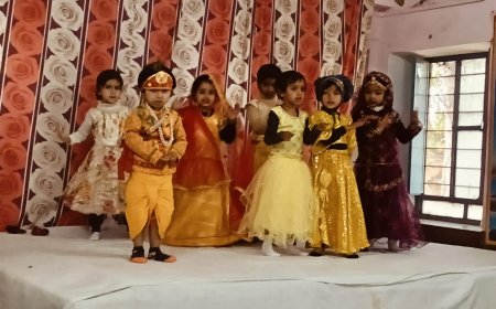 शिशु वाटिका विद्यालय परिसर में हर्षोउल्हास के साथ मनाया गया गणतंत्र दिवस