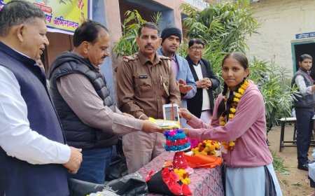 कल्याणम संस्थान ने जहाजपुर की 26 प्रतिभावान बेटियों को वितरित किए टेबलेट