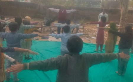 लक्ष्मणगढ़ क्षेत्र के राजकीय प्राथमिक विद्यालय मेव का बास, सालमपुर में योग सत्र का आयोजन