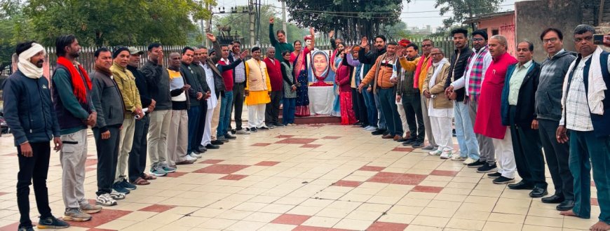 भारत की प्रथम महिला शिक्षिका सावित्री बाई फूले की जयंती हर्षोल्लास से मनाई