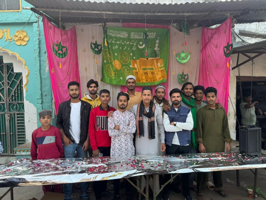 13 रजब: जहाजपुर में मौला अली के यौमे-विलादत पर परचम कुशाई, लंगर तकसीम कर मनाया जश्न