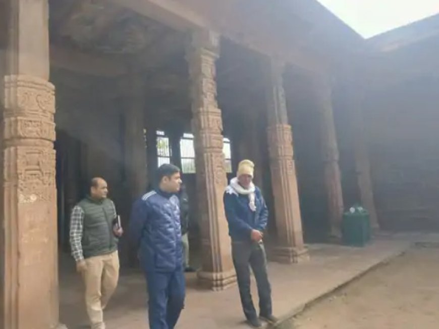 कलेक्टर ने कामां में परिक्रमा मार्ग, धरोहरों का किया निरीक्षण: व्यवस्थाएं सुधारने के दिए निर्देश, गंदगी-अंधेरा बर्दाश्त नहीं होगा