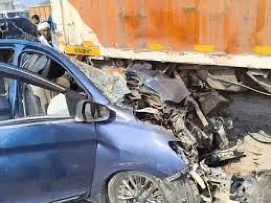 तेज रफ्तार कार कंटेनर में घुसी, मां-बेटे और बहू की मौत: बच्चों सहित 7 लोग गंभीर घायल, दिल्ली हाईवे पर जाम, गाड़ी का अगला हिस्सा खत्म