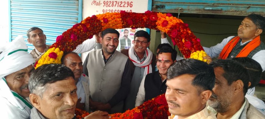 साजनपाड़ा में दुग्ध शीतल केन्द्र का हुआ उद्घाटन;  कार्यक्रम में सरस डेयरी अलवर के चेयरमैन नितिन सांगवान, पूर्व चेयरमैन बन्नाराम मीना मौजूद रहे