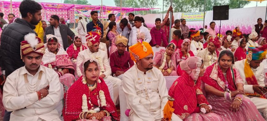 धूमधाम से संपन्न हुआ सेन समाज सामूहिक विवाह सम्मेलन, 49 नवयुगलों ने शुरू किया दांपत्य जीवन; उमड़ा जनसैलाब