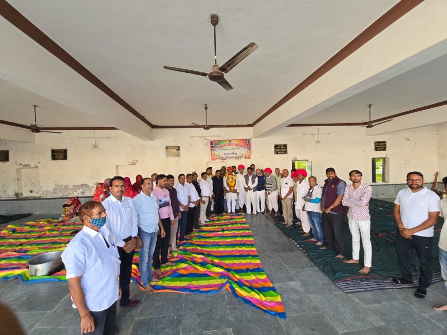 दुजाना ग्राम में माली समाज द्वारा जिला कांग्रेस अध्यक्ष का भव्य स्वागत