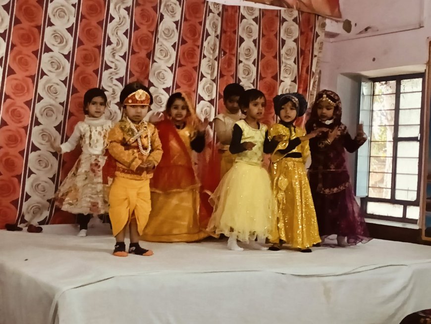 शिशु वाटिका विद्यालय परिसर में हर्षोउल्हास के साथ मनाया गया गणतंत्र दिवस