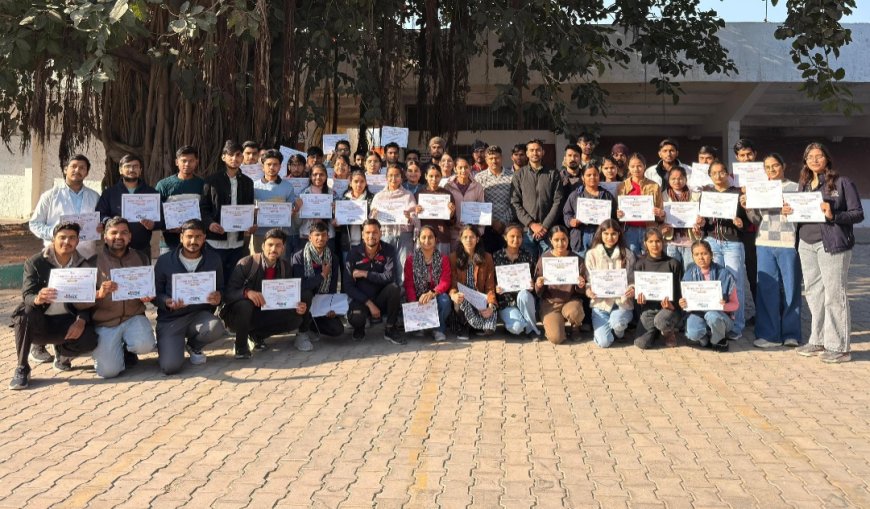 राष्ट्रीय मतदाता दिवस पर माय भारत केंद्र ने किया पहली बार वोट देने वाले मतदाताओं का सम्मान