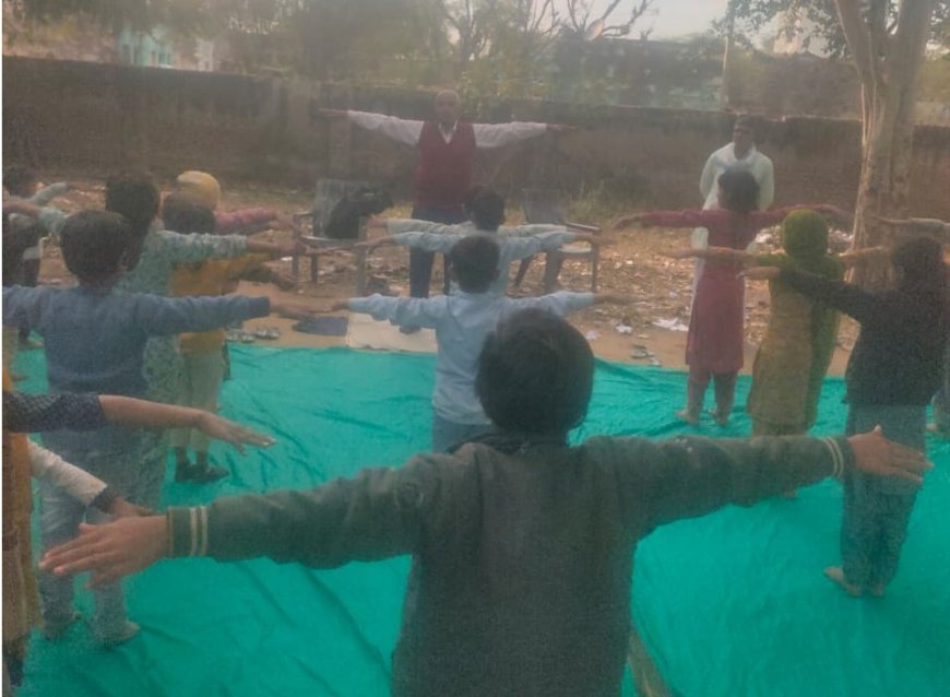 लक्ष्मणगढ़ क्षेत्र के राजकीय प्राथमिक विद्यालय मेव का बास, सालमपुर में योग सत्र का आयोजन