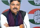 सरकारी अस्पतालों में आ रही नकली दवाएं, प्रसूताओं की मौत पर दर्ज हो हत्या का केस: टीकाराम जूली
