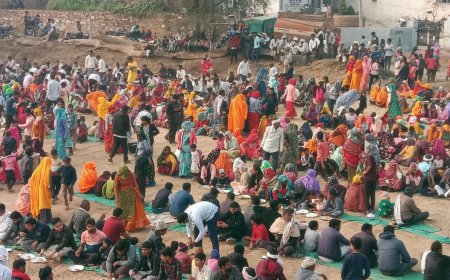 सकट के रामेश्वर धाम में मूर्ति प्राण प्रतिष्ठा व हनुमान जन्मोत्सव व शिव महापुराण कथा की पूर्णाहुति पर हजारों लोगों ने पाई पंगत प्रसादी