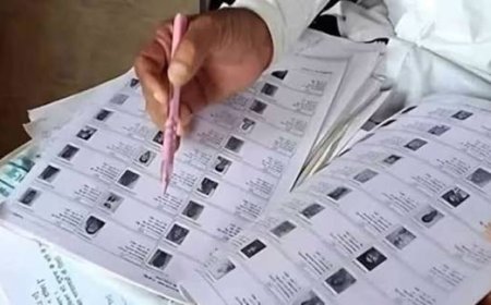 ​यूपी मतदाता पुनरीक्षण: अब 6 मार्च तक जुड़वा सकेंगे नाम, निर्वाचन आयोग ने बढ़ाई समय सीमा