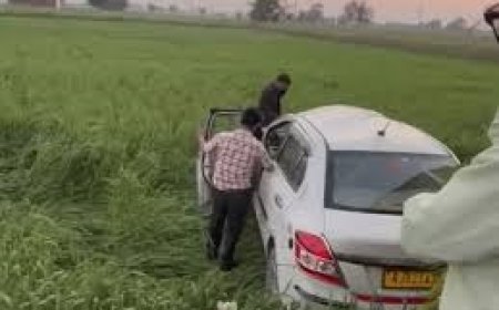 शादी का कार्ड देकर लौट रहे थे, सामने से आ रही गाड़ी को बचाने में बेकाबू कार खेत में उतरी, 2 बार पलटी