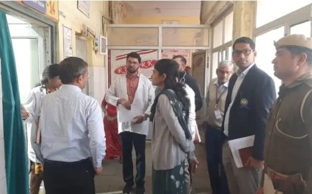 एक्शन मोड में जिला कलेक्टर: डॉ. अर्तिका शुक्ला ने कठूमर सीएचसी का किया औचक निरीक्षण, व्यवस्थाएं सुधारने के दिए सख्त निर्देश