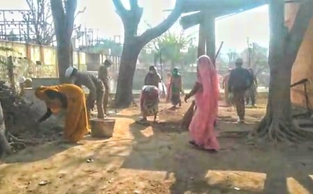 सतगुरु बाबा हरदेव सिंह जी महाराज के जन्मदिन पर चलाया सफाई अभियान