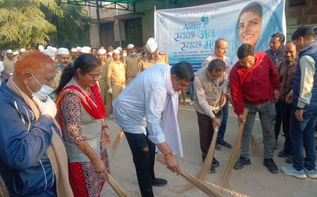 प्रोजेक्ट अमृत के अंतर्गत निरंकारी सेवादारों द्वारा की गई सफाई
