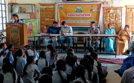 आयुष्मान आदर्श ग्राम योजना अंतर्गत आरोग्य मित्र एवं आरोग्य सखी का प्रशिक्षण हुआ सम्पन्न