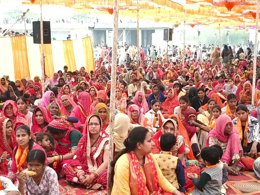 गाडरमाला-विराट हिंदू सम्मेलन को लेकर भगवामय हुआ कस्बा, भव्य शोभायात्रा में उमड़ा जनसैलाब