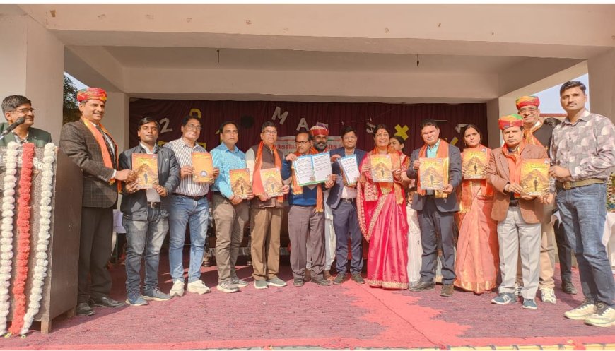 बोर्ड परीक्षार्थियों के लिए बुकलेट “परीक्षा के पथ पर" का विमोचन संपन्न