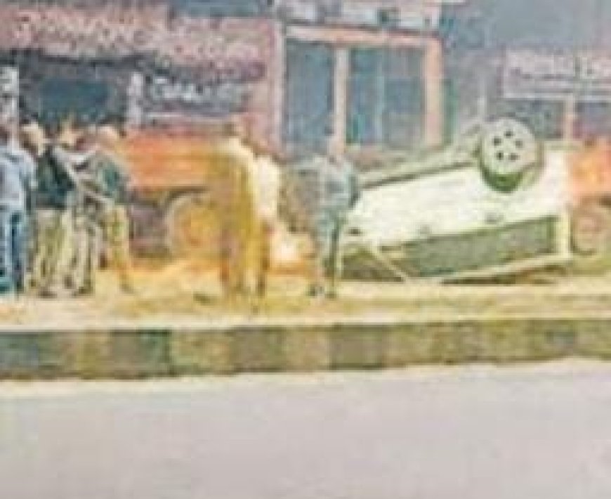 ​देवरिया: पुलिस घेराबंदी देख भाग रही पशु तस्करों की स्कॉर्पियो पलटी, महिला समेत दो की मौत