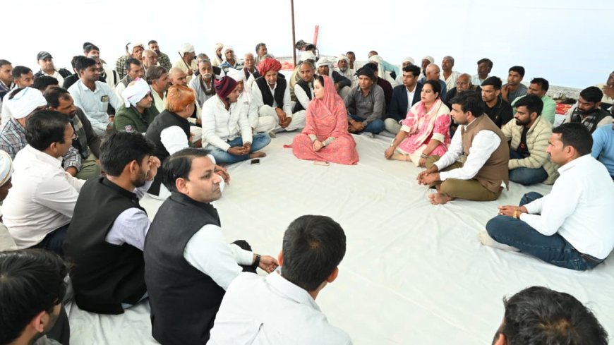 उपमुख्यमंत्री दिया कुमारी ने स्वर्गीय हेमसिंह भड़ाना के परिजनों से मिलकर जताई संवेदना; बोली-  भड़ाना का योगदान सदैव स्मरणीय रहेगा