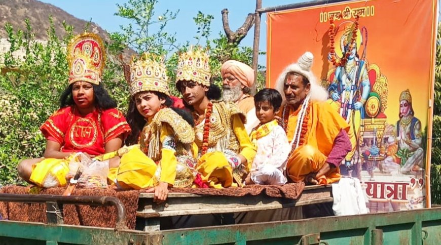 देवती में विराट हिंदू सम्मेलन पर निकाली कलश व शोभायात्रा