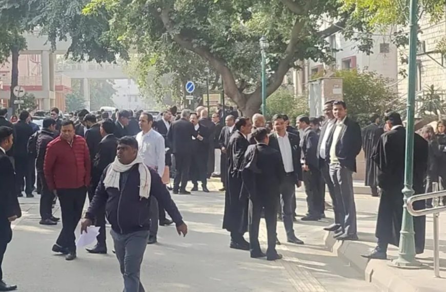 जूनियर वकीलों को मिले 15000 से 2000 रुपए का स्टाइपेंड, हाईकोर्ट ने जनहित याचिका पर जारी किए नोटिस