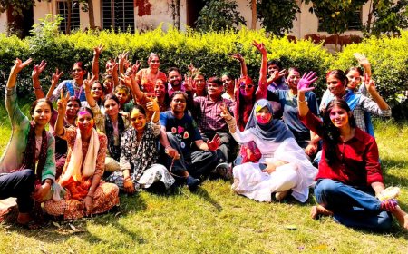 गीतांजलि बी.एड. कॉलेज में होली स्नेह मिलन समारोह आयोजित, सांस्कृतिक प्रस्तुतियों ने मोहा मन