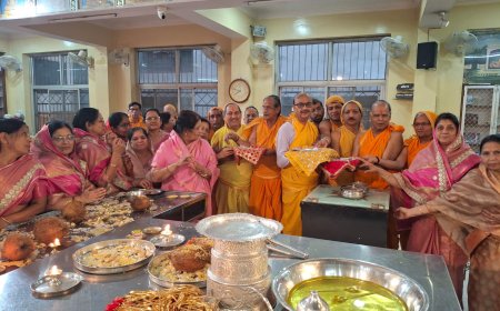 गायत्री नगर  मन्दिर जी में  केसर तिलक होली का हुआ आयोजन