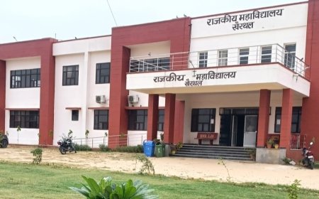 राजकीय महाविद्यालय खैरथल में अर्थशास्त्र की प्रायोगिक परीक्षा