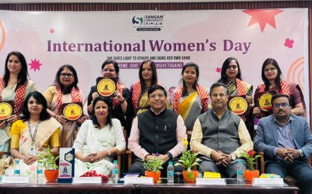 महिला दिवस के उपलक्ष्य में संगम विश्वविद्यालय  में 25 उत्कृष्ट महिलाओं का सम्मान
