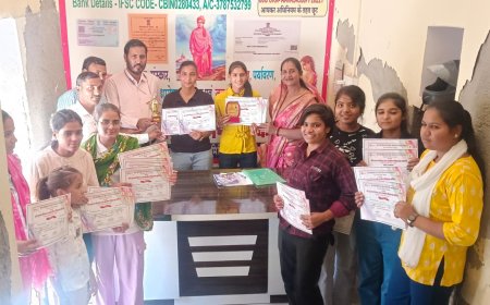 अंतर्राष्ट्रीय महिला दिवस : श्रीकृष्णा शिक्षा एवं ग्रामीण विकास समिति द्वारा बालिकाओं को किया सम्मानित