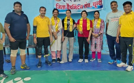 जिला बैडमिंटन संघ ने मनाया महिला दिवस; मातृ शक्ति का सम्मान और कोर्ट पर रोमांचक मुकाबले