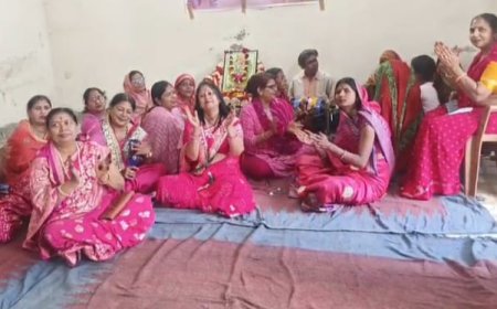 वैश्य महिला समिति के तत्वावधान मे महिला दिवस और फागोत्सव धूमधाम से मनाया