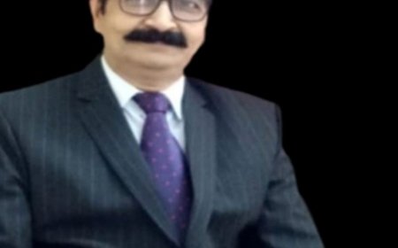 साहित्य जगत में नया कीर्तिमान: डॉ. विनोद दीक्षित ने संत मावजी महाराज पर लिखा 3973 शब्दों का सबसे लंबा पत्र, 8वीं बार लिम्का बुक में दर्ज