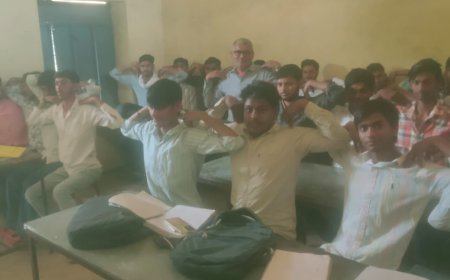 श्री गोविंद देव परोपकारी ट्रस्ट के तत्वाधान में  योग सत्र का हुआ आयोजन