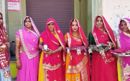 आस्था का सैलाबः गुरला में श्रद्धा और भक्ति के साथ मनाया गया दशा माता पर्व , कहानियां कह कर सुख समृद्धि की कामना करती