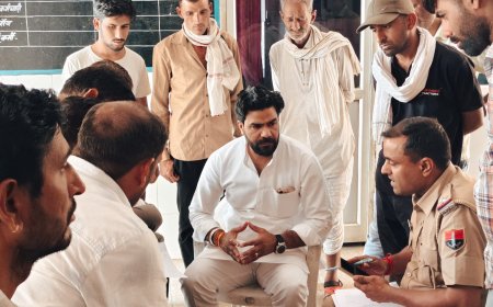 कोयला भरे ट्रक की चपेट में आए दो छात्र, एक की मौके पर मौत, दूसरा गंभीर घायल