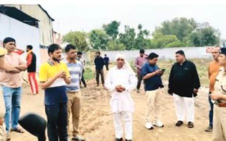 दो फैक्ट्रियों में भीषण आग करोड़ों का नुकसान