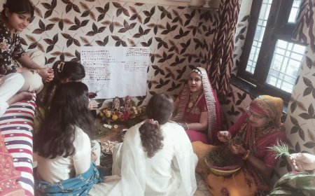 महिलाओं ने सामूहिक रूप से गणगौर माता की निकली बिंदोरी. घर-घर में की पूजा