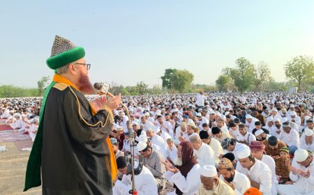 जामा मस्जिद में अकीदतमंदों ने अदा की ईद उल फितर की नमाज अमन चैन की मांगी दुआएं