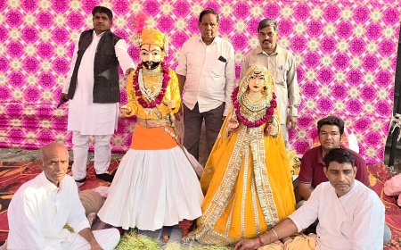 बग्गी में राजसी ठाठ-बाट के साथ निकली गणगौर की शाही सवारी, उमड़ा जनसैलाब