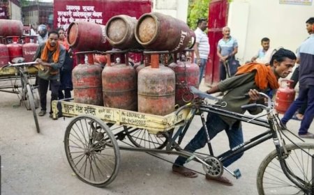 14.2 किलोग्राम वाले सिलेंडर में मिलेगी सिर्फ 10 किलो गैस! एलपीजी संकट से निपटने को बन रहा 'प्लान-बी'