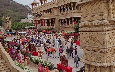 24वें तीर्थंकर भगवान महावीर के 2624वें जन्मकल्याणक पर ‘इक जन्म्यो राजदुलारो, दुनिया नो तारणहारो’ गीत पर तपस्वी सभी झूम उठे