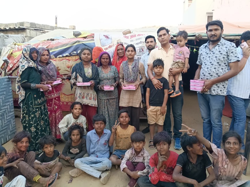 लोक सेवा ज्ञान मंदिर ट्रस्ट ने झुग्गी-झोपड़ियों में किया होली स्नेह मिलन